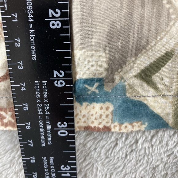 Tori Richard Honolulu Shirt Mens Medium Hawaiian Ancient Geometric Vintage USA - Picture 6 of 9